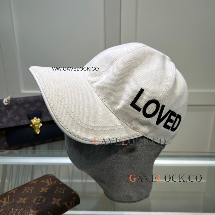 GG Canvas Loved Cap in White for Men Women